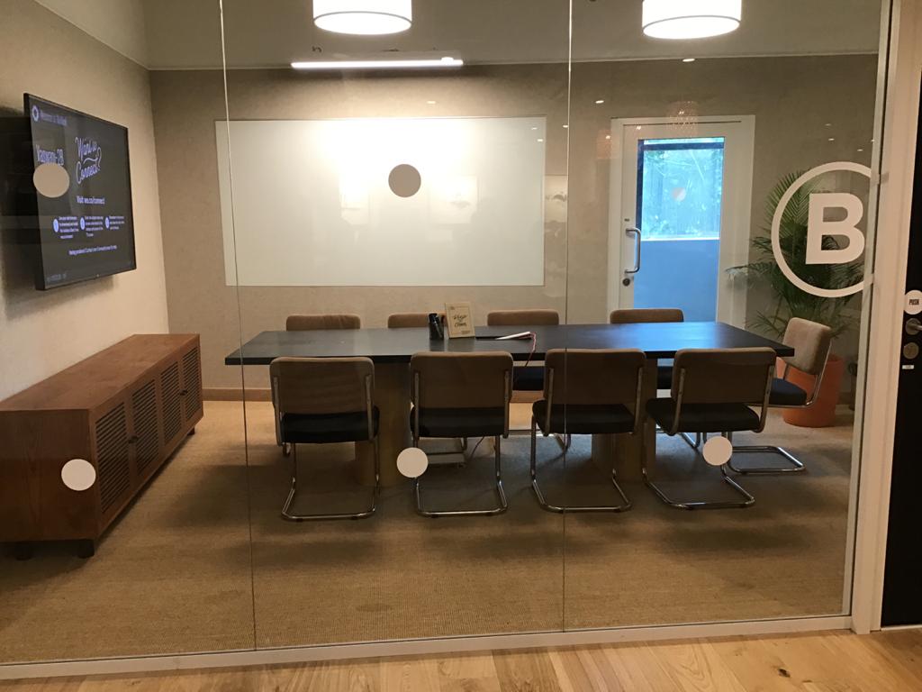 10 Seater Meeting Room interior