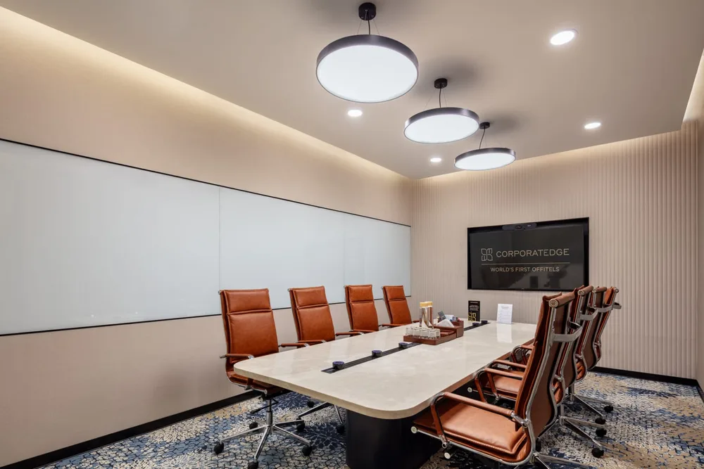 8 Seater Meeting Room