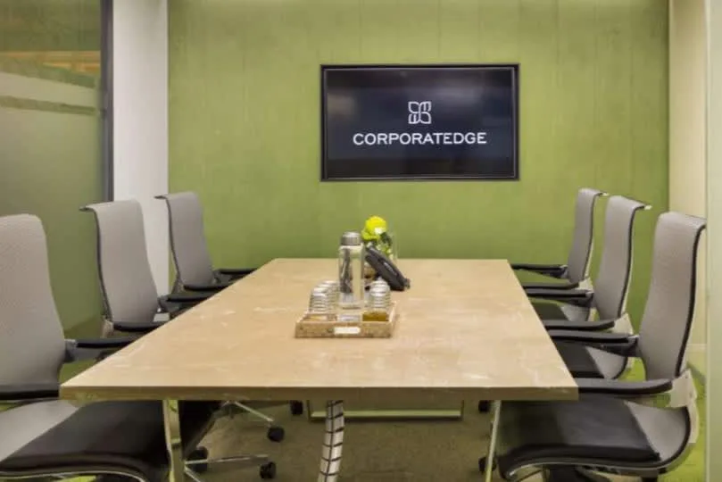 6 Seater Meeting Room