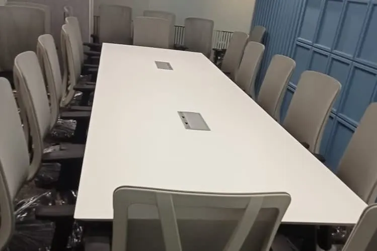 12 Seater Meeting Room