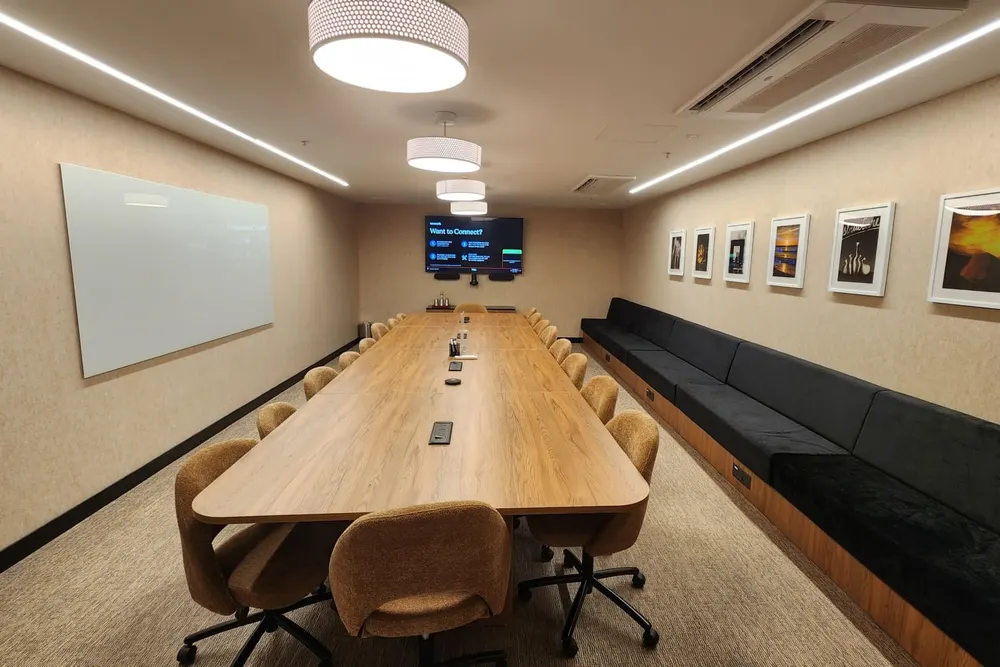 18 Seater Meeting Room