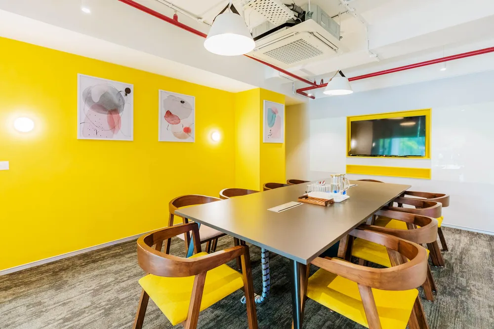 8 Seater Meeting Room