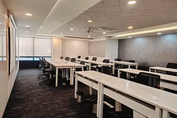 19 Seater Meeting Room