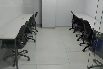 Oyo Workflo - flexi-desk
