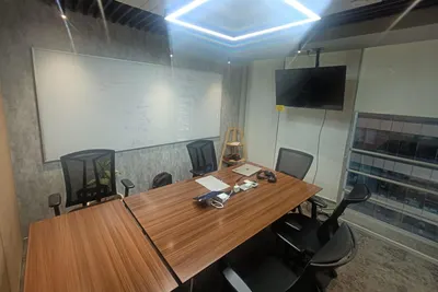 5 Seater Meeting Room