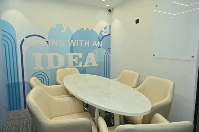 6 Seater Meeting Room