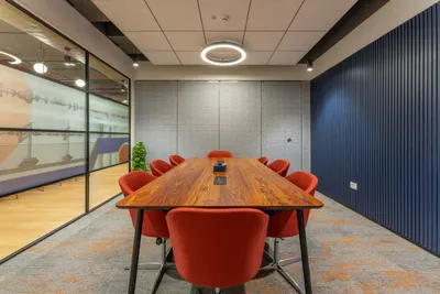 8 Seater Meeting Room