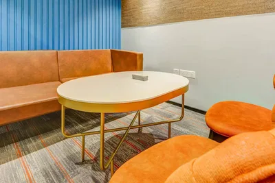 4 Seater Meeting Room