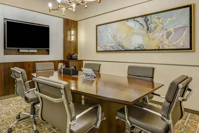 6 Seater Meeting Room