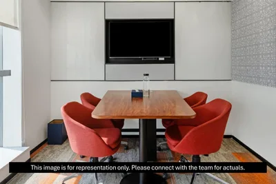 5 Seater Meeting Room