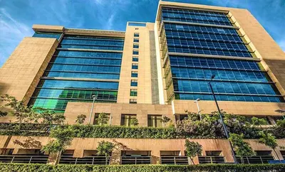 Whole-floor lease
