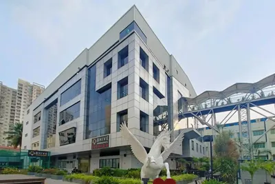 BHIVE Premium HSR Campus