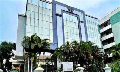 Whole-floor lease