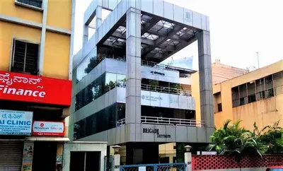 Whole-floor lease
