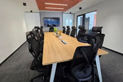 12 Seater Meeting Room