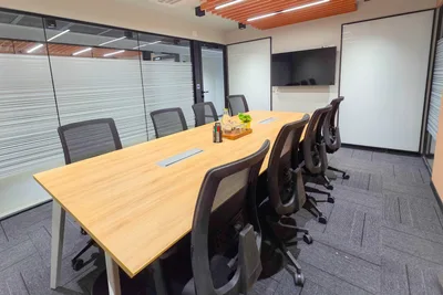 8 Seater Meeting Room