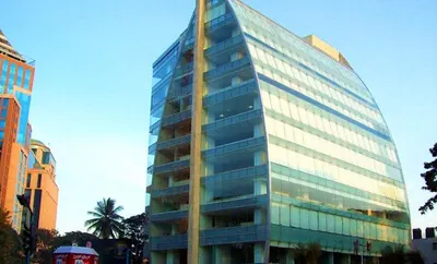 Whole-floor lease