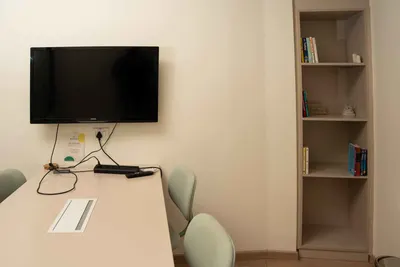 4 Seater Meeting Room