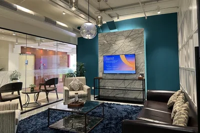 5 Seater Meeting Room