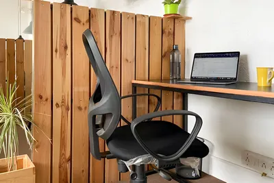 Private Offices - 10 seater