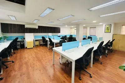Premium Desk