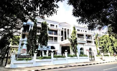 Embassy Square private space in Infantry Road, Bangalore