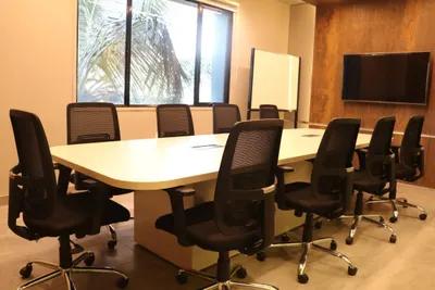 11 Seater Meeting Room