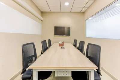 7 Seater Meeting Room