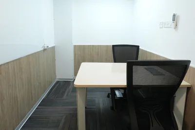 2 Seater Meeting Room