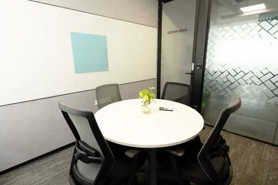 3 Seater Meeting Room
