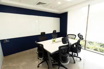 6 Seater Meeting Room