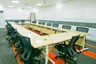 24 Seater Meeting Room