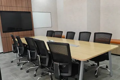 12 Seater Meeting Room