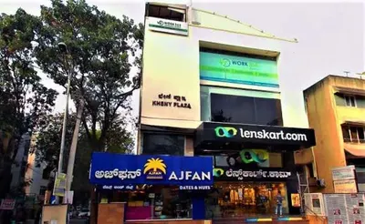 Whole-floor lease