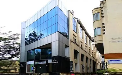 Whole-floor lease