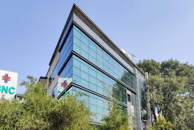Ready-to-move office