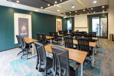 20 Seater Meeting Room