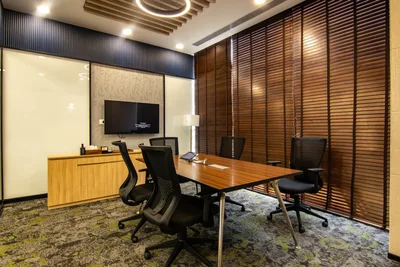 4 Seater Meeting Room