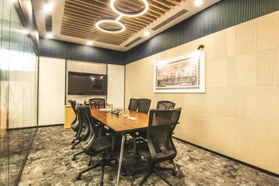 6 Seater Meeting Room