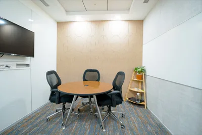 3 Seater Meeting Room
