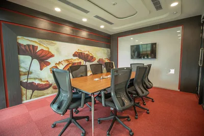 8 Seater Meeting Room