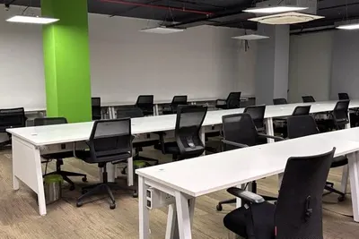 Premium Desk