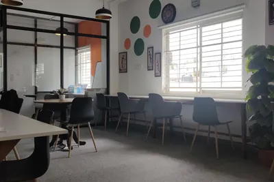 Private Offices - 10 seater