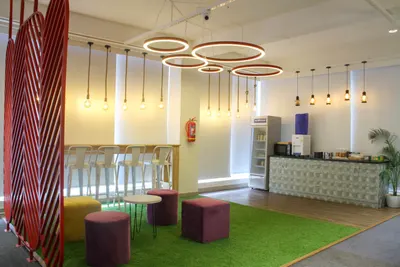 Urban Vault - 72 - furnished office space for rent
