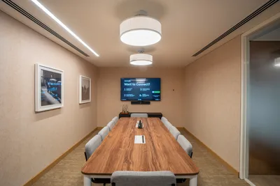 10 Seater Meeting Room