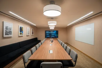 18 Seater Meeting Room