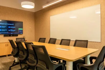 10 Seater Meeting Room