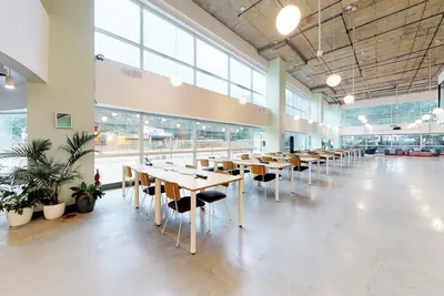 Desk – WeWork