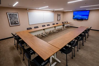 18 Seater Meeting Room