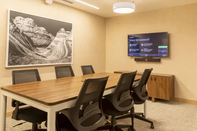 6 Seater Meeting Room workspace